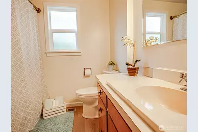 110 N 201st Street, Shoreline, WA 98133 - Photo 20