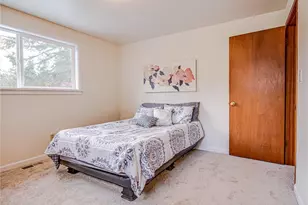 110 N 201st St, Shoreline, WA 98133 - Photo 18