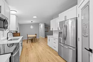 20500 SE 32nd Dr, Bothell, WA 98012 - Photo 14