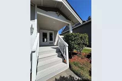 7721 64th Place NE, Marysville, WA 98270 - Photo 2