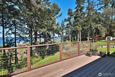 260 Rhodena Drive, Coupeville, WA 98239 - Photo 8