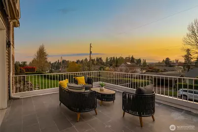 4550 49th Avenue NE, Seattle, WA 98105 - Photo 16