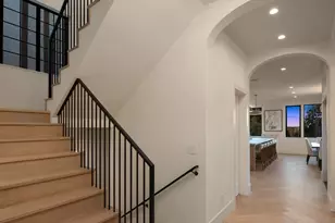 738 22nd Ave E, Seattle, WA 98112 - Photo 38