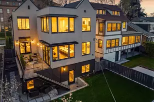 738 22nd Ave E, Seattle, WA 98112 - Photo 32