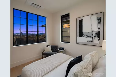 738 22nd Avenue E, Seattle, WA 98112 - Photo 22