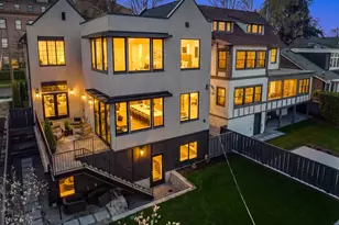 738 22nd Ave E, Seattle, WA 98112 - Photo 32