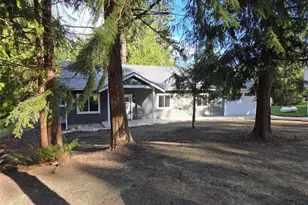 554 Wildwood Dr, Sedro Woolley, WA 98284 - Photo 2