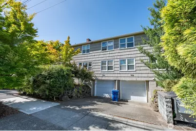 8001 Densmore Avenue N, Seattle, WA 98103 - Photo 2