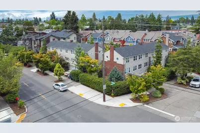 8001 Densmore Avenue N, Seattle, WA 98103 - Photo 1