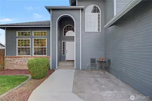 1929 Hideaway Pl, Wenatchee, WA 98801 - Photo 2