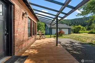 241 W Deyette Rd, Shelton, WA 98584 - Photo 4