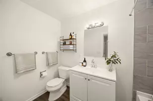 12211 SE 59th St, Bellevue, WA 98006 - Photo 16
