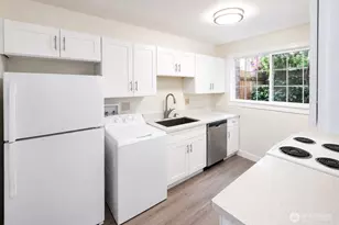 12211 SE 59th St, Bellevue, WA 98006 - Photo 8