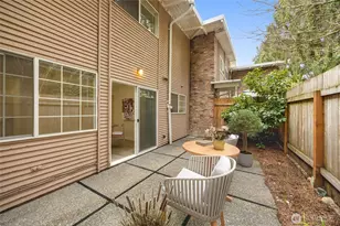 12211 SE 59th St, Bellevue, WA 98006 - Photo 18