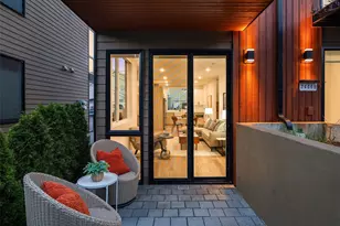 3406 B 34th Ave W, Seattle, WA 98199 - Photo 24