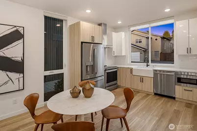 3406 B 34th Avenue W, Seattle, WA 98199 - Photo 6