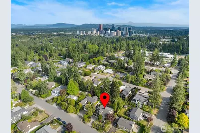 9615 NE 26th Street, Clyde Hill, WA 98004 - Photo 40