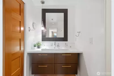 9615 NE 26th Street, Clyde Hill, WA 98004 - Photo 16