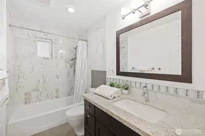 9615 NE 26th Street, Clyde Hill, WA 98004 - Photo 22