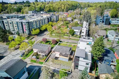 4560 34th Avenue S, Seattle, WA 98118 - Photo 28