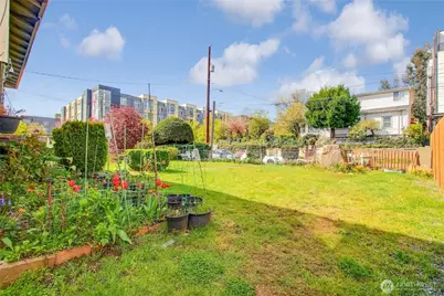 4560 34th Avenue S, Seattle, WA 98118 - Photo 22
