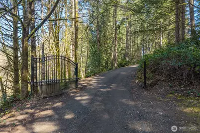 3057 SE Spring Creek Road, Port Orchard, WA 98367 - Photo 4