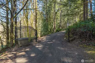 3057 SE Spring Creek Rd, Port Orchard, WA 98367 - Photo 4