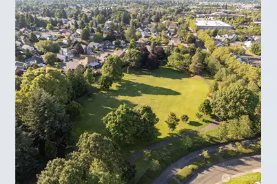 1712 SE Solomon Loop, Vancouver, WA 98683 - Photo 2