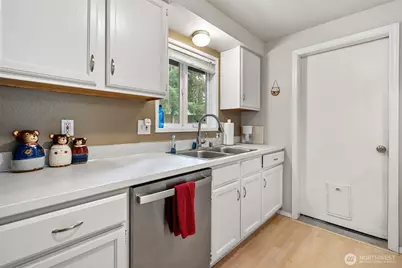 161 E Barnsby Place, Shelton, WA 98584 - Photo 6