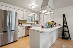 161 E Barnsby Pl, Shelton, WA 98584 - Photo 4