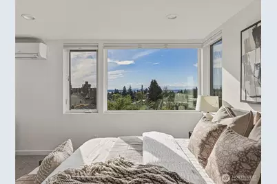 6320 41st Avenue SW #A, Seattle, WA 98136 - Photo 24