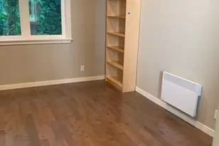 10060 NE Springwood Ln, Bainbridge Island, WA 98110 - Photo 16