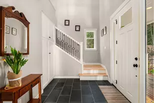 10060 NE Springwood Ln, Bainbridge Island, WA 98110 - Photo 18