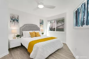 3045 20th Ave W, Seattle, WA 98199 - Photo 10