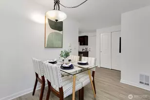 3045 20th Ave W, Seattle, WA 98199 - Photo 6