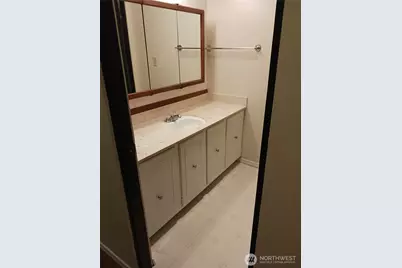 309 S Yantic Avenue, Bremerton, WA 98312 - Photo 12