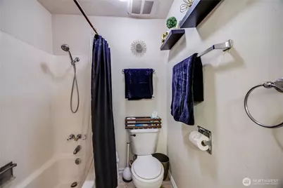 309 S Yantic Avenue, Bremerton, WA 98312 - Photo 22