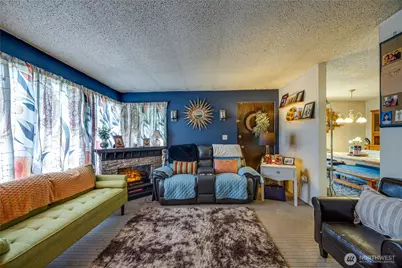 309 S Yantic Avenue, Bremerton, WA 98312 - Photo 16