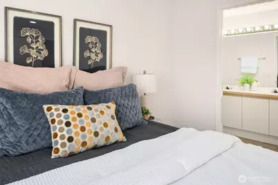 5505 S 236th Place, Kent, WA 98032 - Photo 12