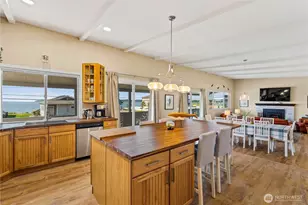 7456 Birch Bay Dr, Blaine, WA 98230 - Photo 18