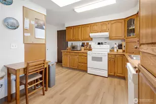 922 140 St E, Tacoma, WA 98445 - Photo 6