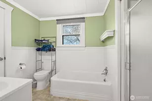 17 Rue Creek Rd, Raymond, WA 98577 - Photo 14