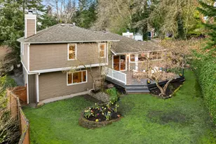 13265 SE 55th Pl, Bellevue, WA 98006 - Photo 22