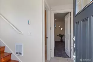 836 NW 52nd St, Seattle, WA 98107 - Photo 8