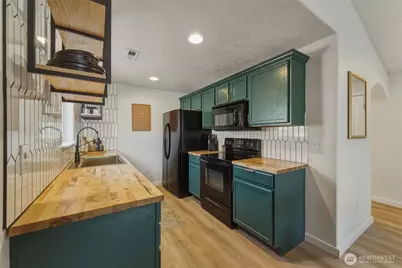 1203 SW Carver Street, College Place, WA 99324 - Photo 10