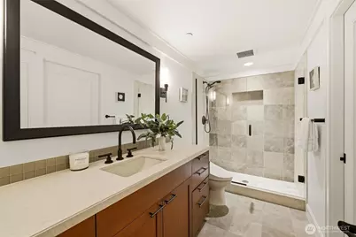 9632 Lake Washington Blvd NE, Bellevue, WA 98004 - Photo 30