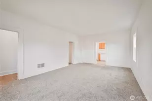 320 23rd Ave, Longview, WA 98632 - Photo 4