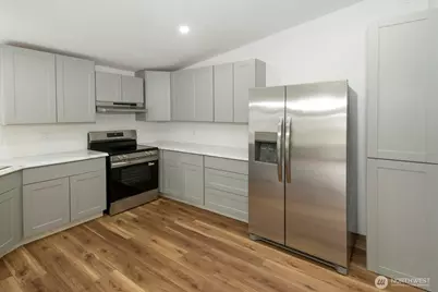 315 Highway 162 E, South Prairie, WA 98385 - Photo 12