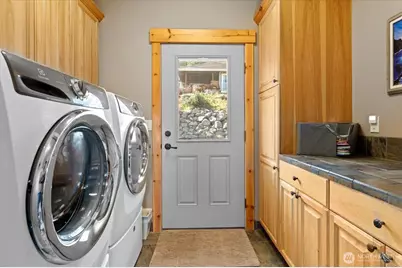 15320 Lakeview Street, Entiat, WA 98822 - Photo 24