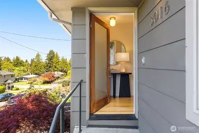 3016 50th Avenue SW, Seattle, WA 98116 - Photo 2